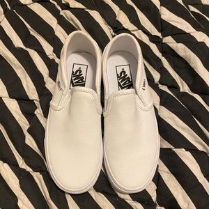 white vans size 6